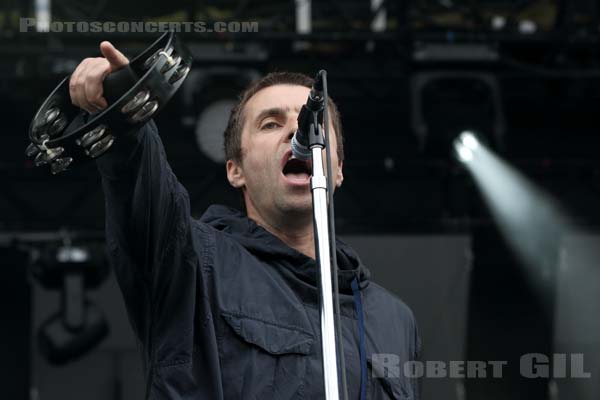 LIAM GALLAGHER - 2017-07-23 - PARIS - Hippodrome de Longchamp - Main Stage 2 - 